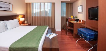 Golden Tulip Porto Vitoria