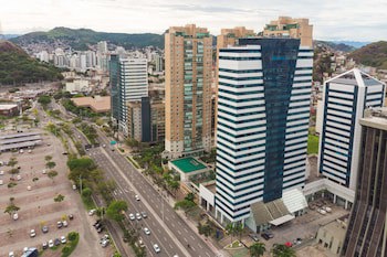 Golden Tulip Porto Vitoria