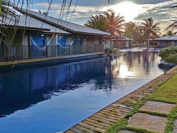Dom Pedro Laguna Beach Resort & Golf