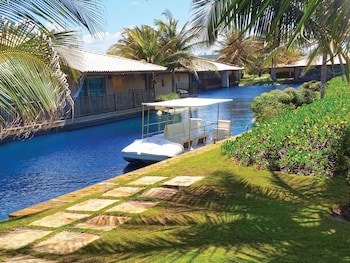 Dom Pedro Laguna Beach Resort & Golf