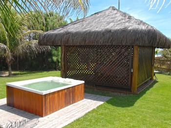 Dom Pedro Laguna Beach Resort & Golf