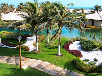Dom Pedro Laguna Beach Resort & Golf