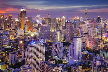 Column Bangkok Hotel