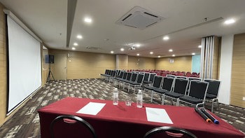 Citrus Hotel Johor Bahru By Compass Hospitality