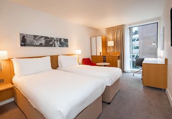 Doubletree By Hilton Hotel London -Tower Of London