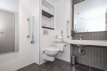 Doubletree By Hilton Hotel London -Tower Of London