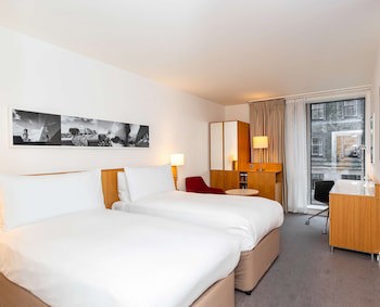 Doubletree By Hilton Hotel London -Tower Of London