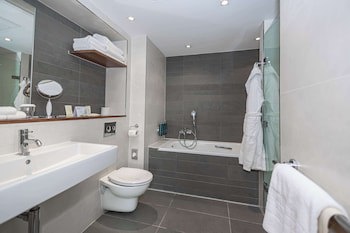 Doubletree By Hilton Hotel London -Tower Of London