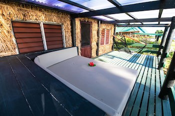 Crusoe's Retreat