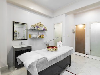 The Elgin Nor-Khill - A Heritage Hotel & Spa