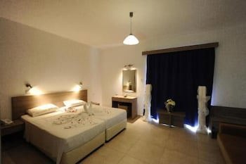 Cosmelenia Hotel Apartments galeri fotoğrafı