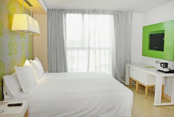 Doubletree By Hilton Hotel Girona