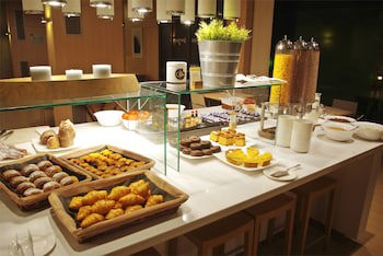 Doubletree By Hilton Hotel Girona