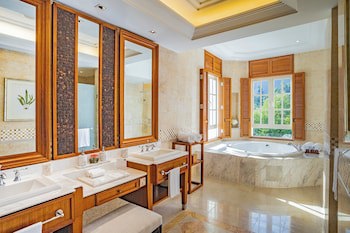 Danna Langkawi Resort And Beach Villas