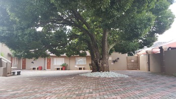 African Sky Bed And Breakfast