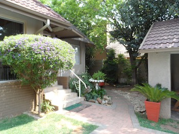 African Sky Bed And Breakfast