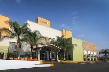 Staybridge Suites Queretaro, An Ihg Hotel