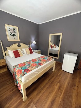 Biazi Paradise Hotel