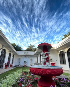 Biazi Paradise Hotel