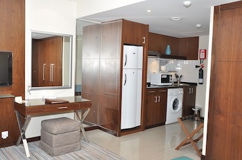 Phoenix Plaza Hotel Apartments galeri fotoğrafı