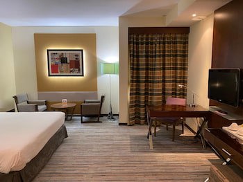 Phoenix Plaza Hotel Apartments galeri fotoğrafı