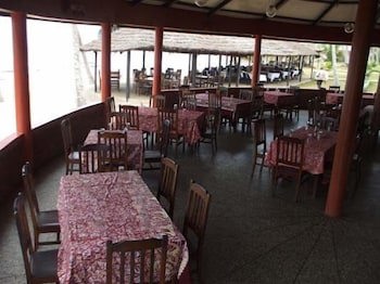 Coconut Grove Beach Resort