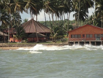 Coconut Grove Beach Resort