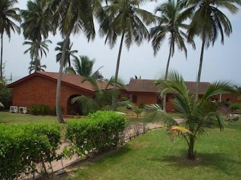 Coconut Grove Beach Resort
