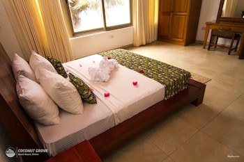 Coconut Grove Beach Resort