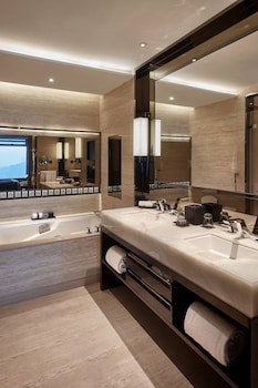 The Ritz Carlton Hong Kong