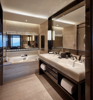The Ritz Carlton Hong Kong