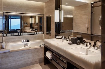 The Ritz Carlton Hong Kong