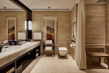 The Ritz Carlton Hong Kong