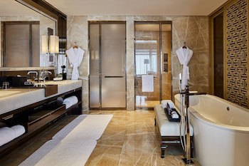 The Ritz Carlton Hong Kong
