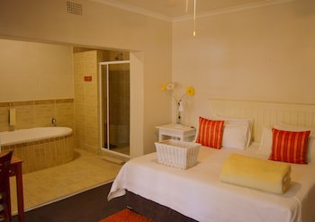 Aero Guest Lodge