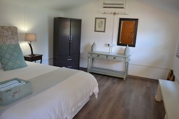 Aero Guest Lodge