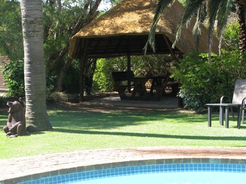 Aero Guest Lodge
