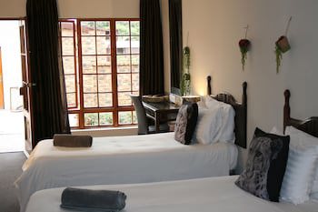 Aero Guest Lodge
