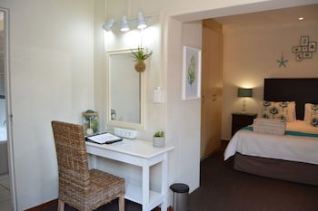 Aero Guest Lodge