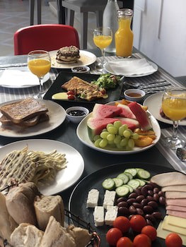 Elina Hotel Apartments