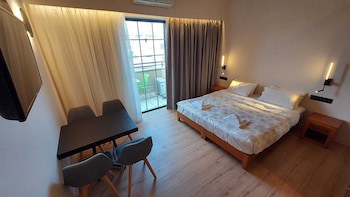 Elina Hotel Apartments