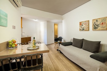 Elina Hotel Apartments