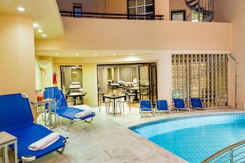 Elina Hotel Apartments