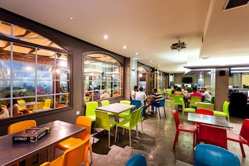 Elina Hotel Apartments