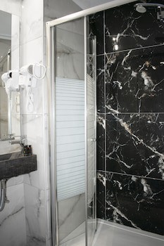 Elina Hotel Apartments