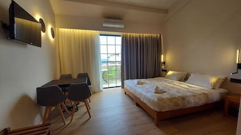 Elina Hotel Apartments