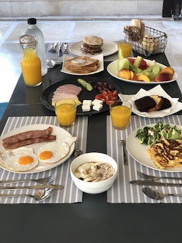 Elina Hotel Apartments
