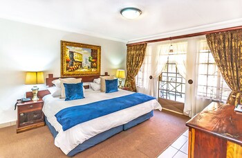 Afrique Boutique Hotel Oliver Tambo