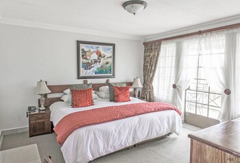 Afrique Boutique Hotel Oliver Tambo