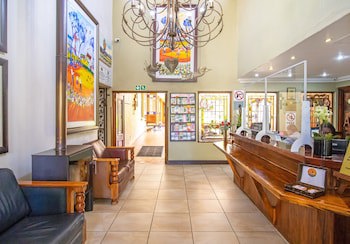Afrique Boutique Hotel Oliver Tambo